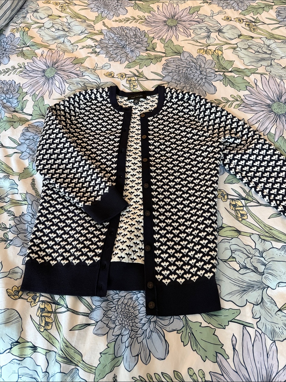 Ann Taylor Black and White Heart Jacquard Cardigan